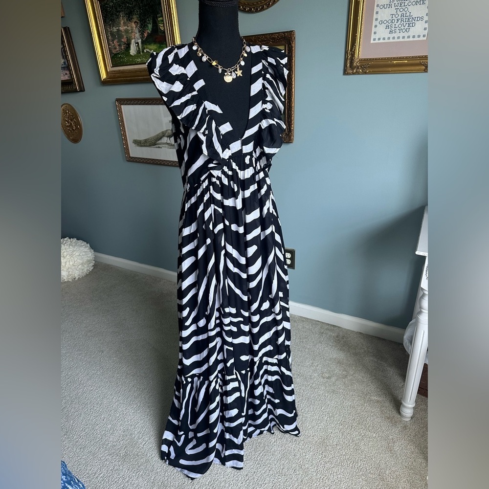 Oliphant Elegant Black and White Zebra Print Maxi Dress - Picture 2 of 5